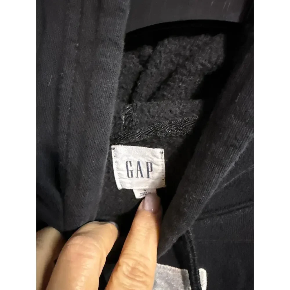 GAP hoodie size